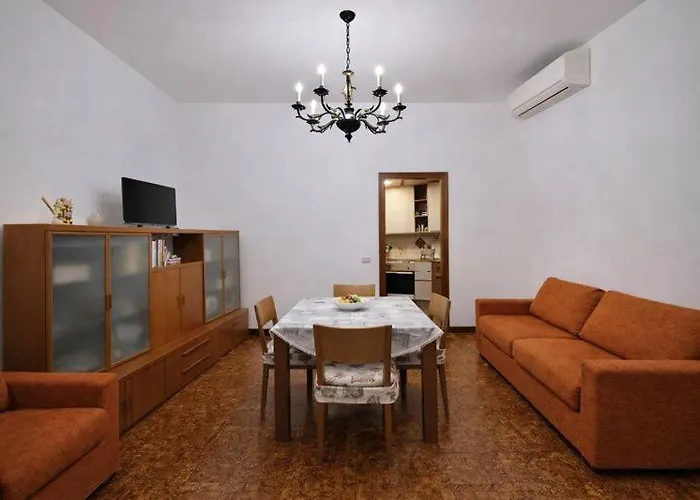 Appartement Domus Anna *